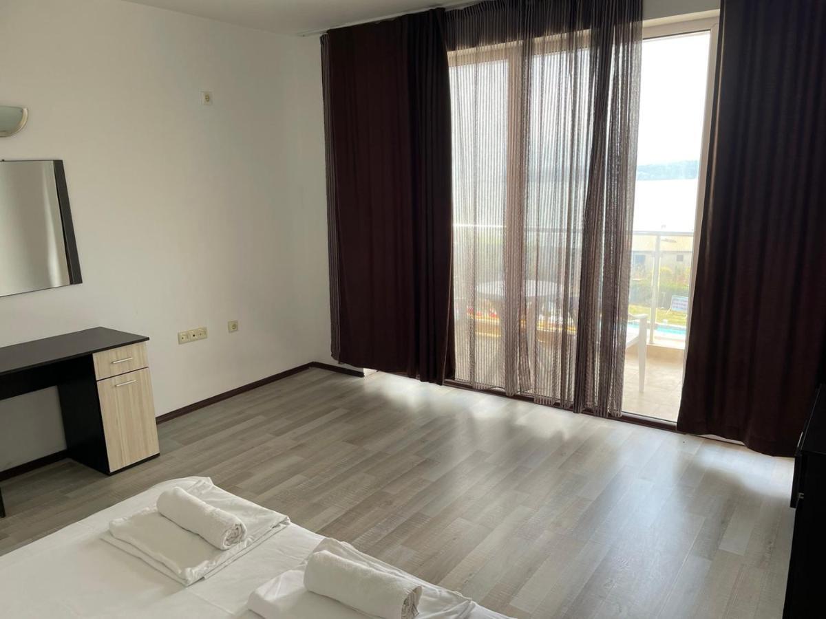 Safo Apartments And Rooms Sozopol Exterior photo